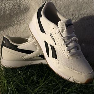 COPY - Reebok woman’s size 7.5